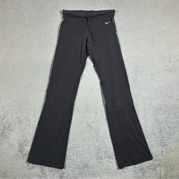 Y2k Black Nike yoga pants with drawstring waist flare Size XS #615 - Picture 1 of 8
